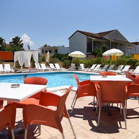 Kavos Central מראה חיצוני תמונה