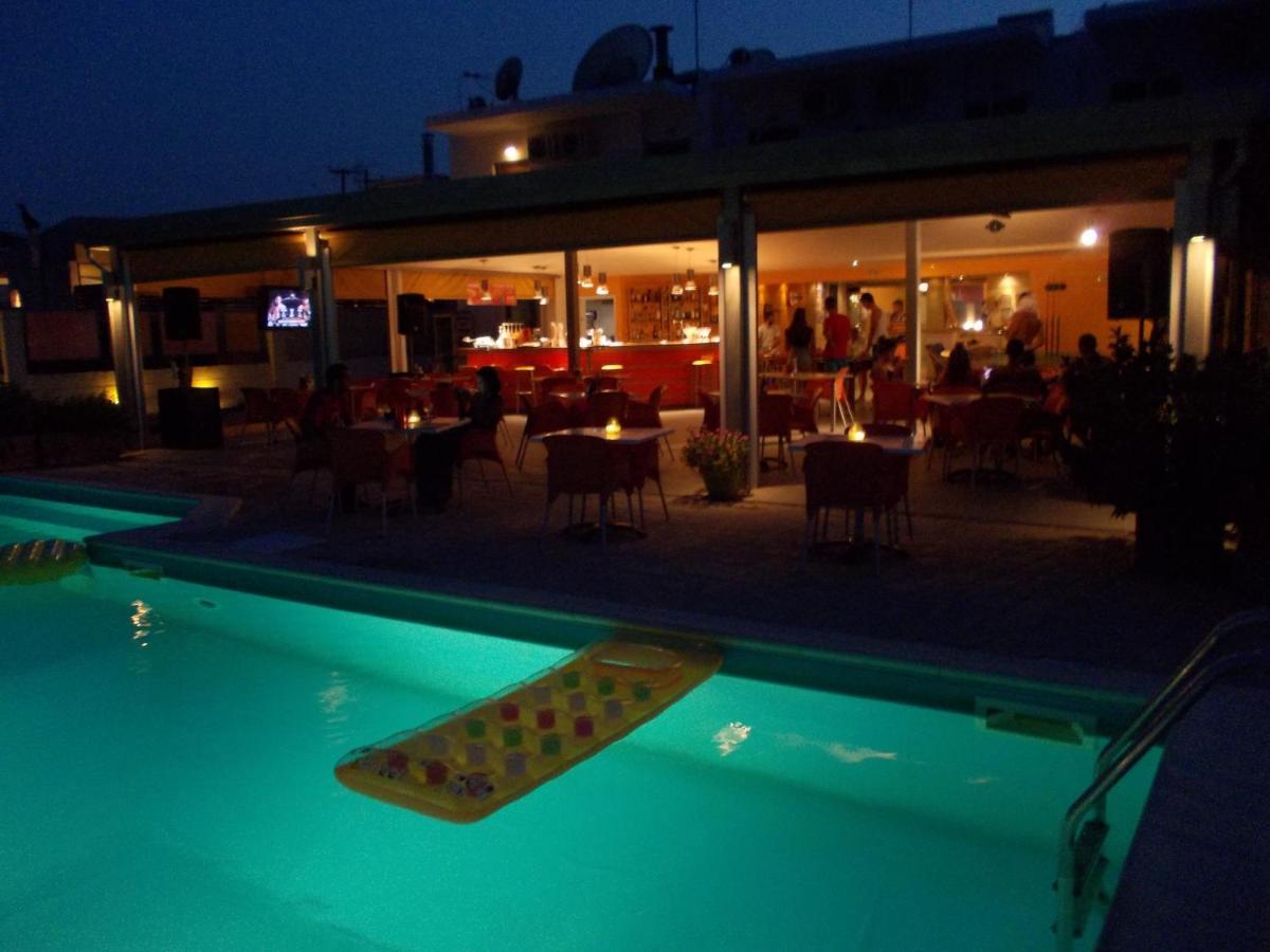Kavos Central מראה חיצוני תמונה